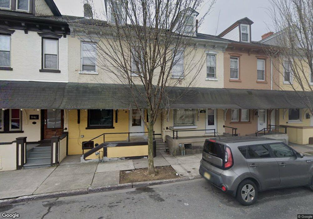 948 W Chew St, Allentown, PA 18102 - photo 1