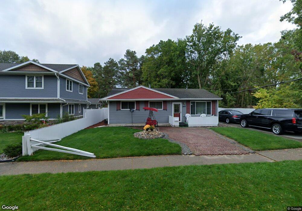3407 Glenbrook Dr, Lansing, MI 48911 - photo 1