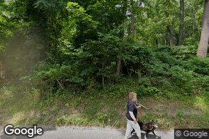 27 Harbor Rd, Saint James, NY 11780