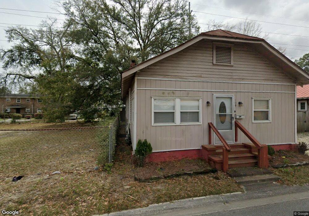 109 W 61st St, Savannah, GA 31405 - photo 1