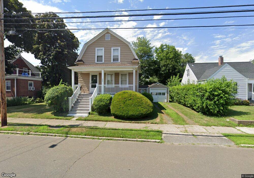 722 Thorme St, Bridgeport, CT 06606 - photo 1