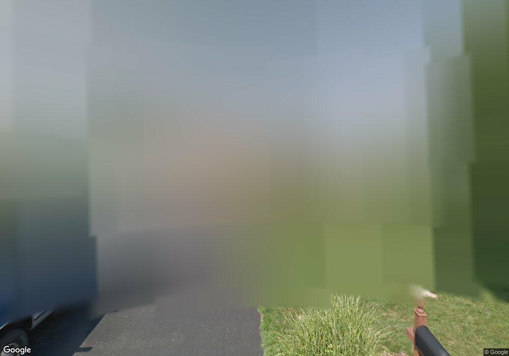 4705 Hampshire Dr, Bethlehem, PA 18017 - photo 1