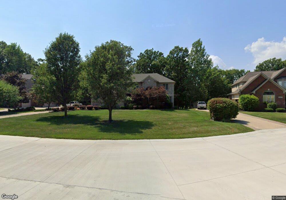 24291 Rivard Ct, Grosse Ile, MI 48138 - photo 1