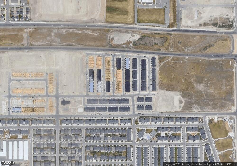 1992 N 3930 W unit 242, Eagle Mountain, UT 84043 - photo 1