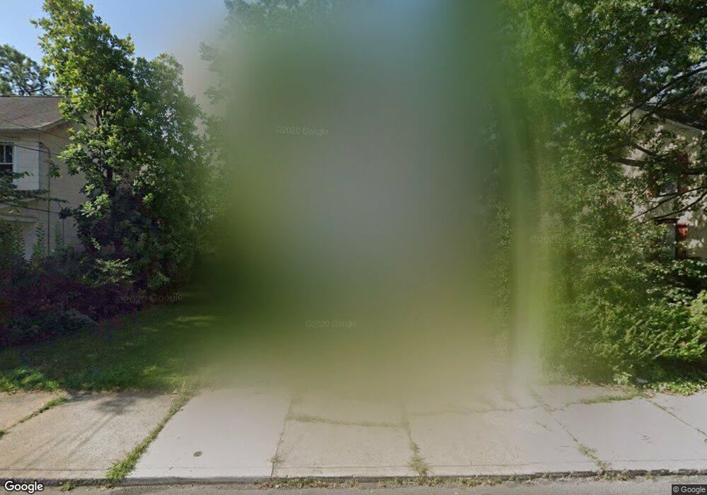 720 W Broad St, Quakertown, PA 18951 - photo 1