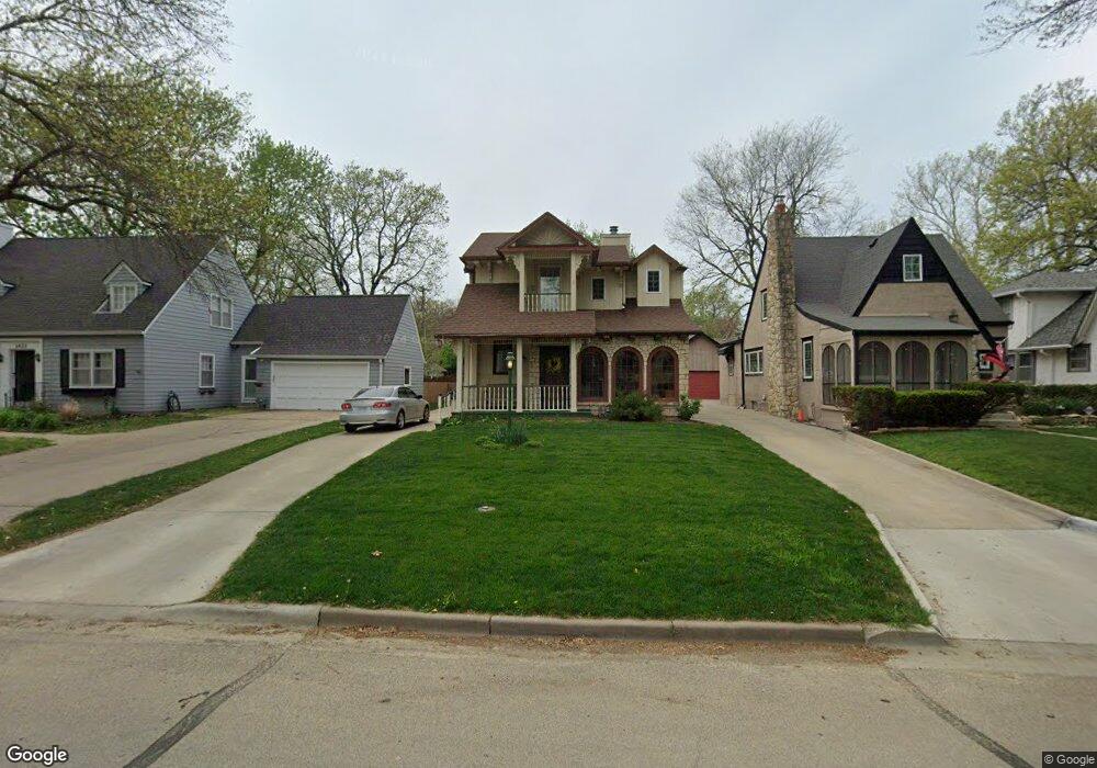 1417 SW Campbell Ave, Topeka, KS 66604 - photo 1