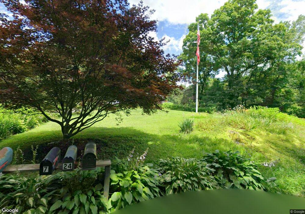 4 Bungalow Ln unit 14, Red Hook, NY 12571 - photo 1