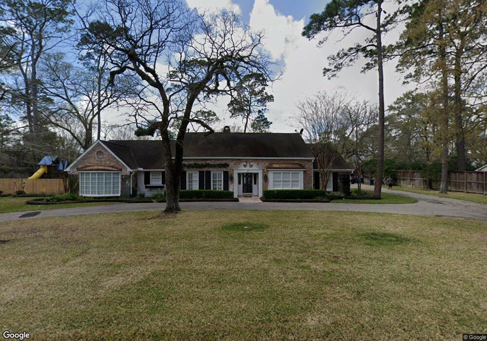 211 Millbrook St, Houston, TX 77024 - photo 1