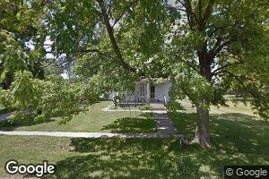 511 W 4th St, Golden, IL 62339