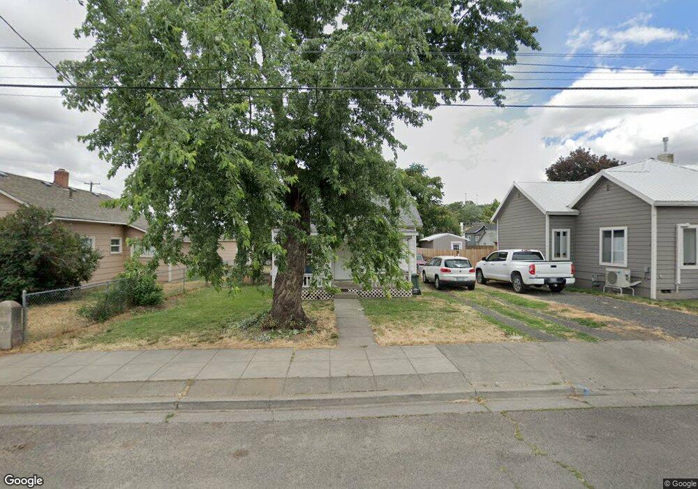 608 SW 4th St, Pendleton, OR 97801 - photo 1