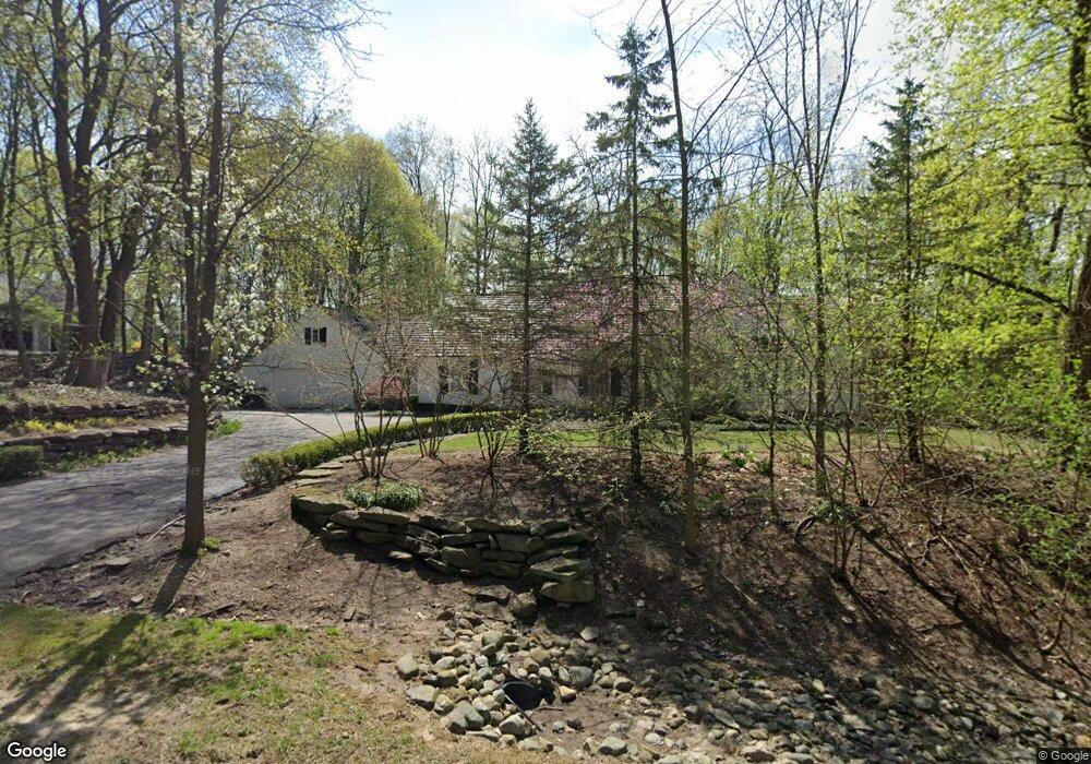 1330 Conge Dr, Bloomfield Hills, MI 48304 - photo 1