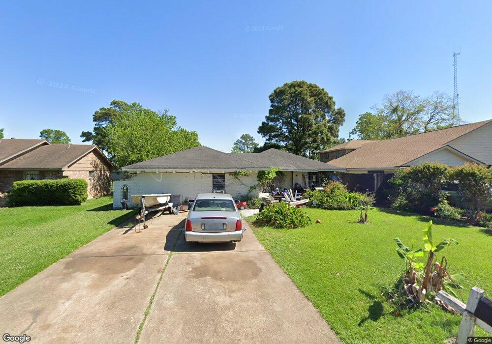 5703 Knightwood St, Houston, TX 77016 - photo 1