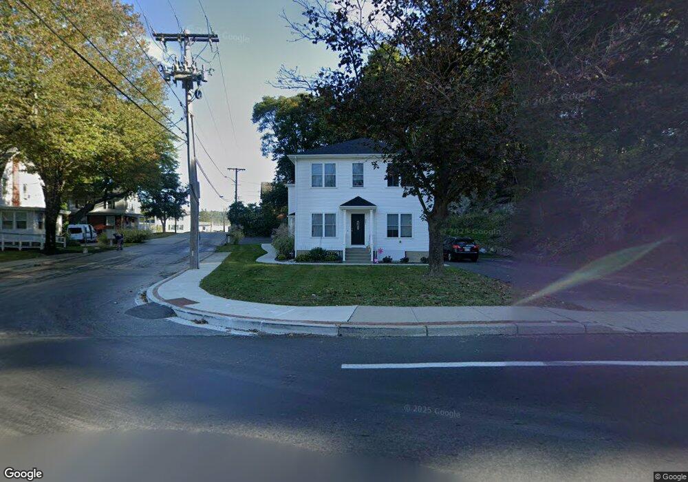 861 Mendon Rd, Cumberland, RI 02864 - photo 1