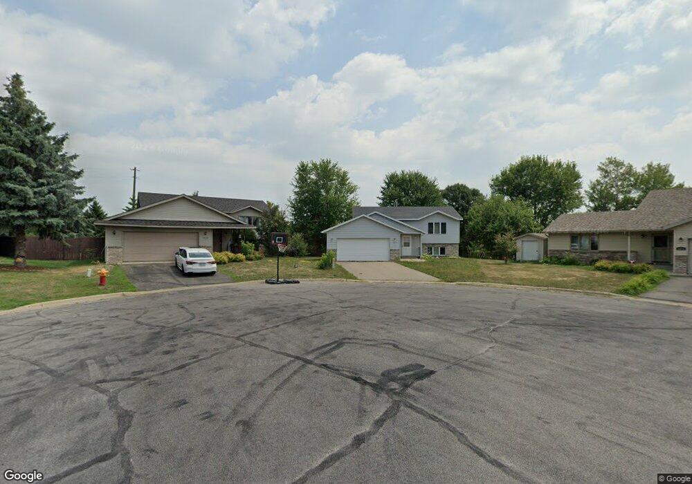 1404 Summit Ave N, Sauk Rapids, MN 56379 - photo 1