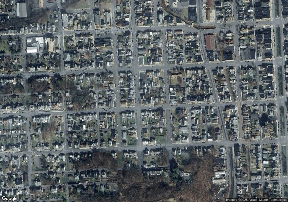 631 W Pine St, Shamokin, PA 17872 - photo 1