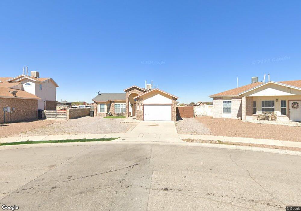 741 Cocotitlan Dr, Horizon City, TX 79928 - photo 1