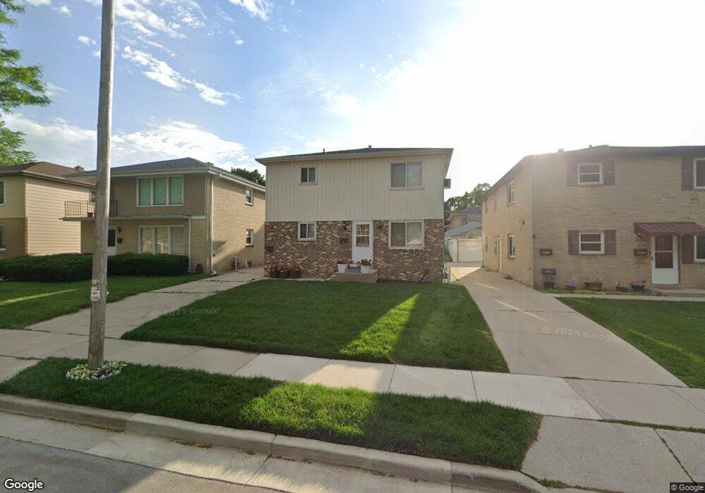 5071 N 126th St, Butler, WI 53007 - photo 1