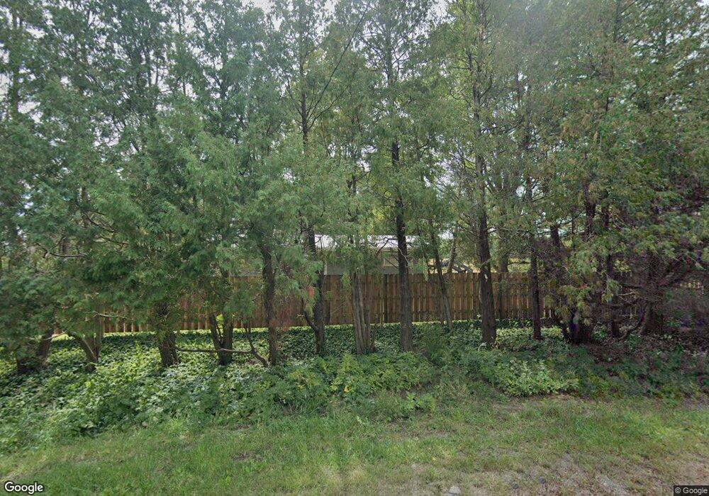 3223 Huntington Rd, Waterloo, IA 50701 - photo 1