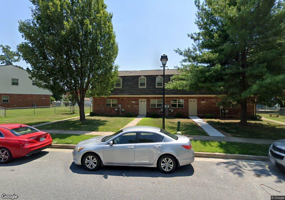 756 W Kingsway Rd, Middle River, MD 21220 - photo 1