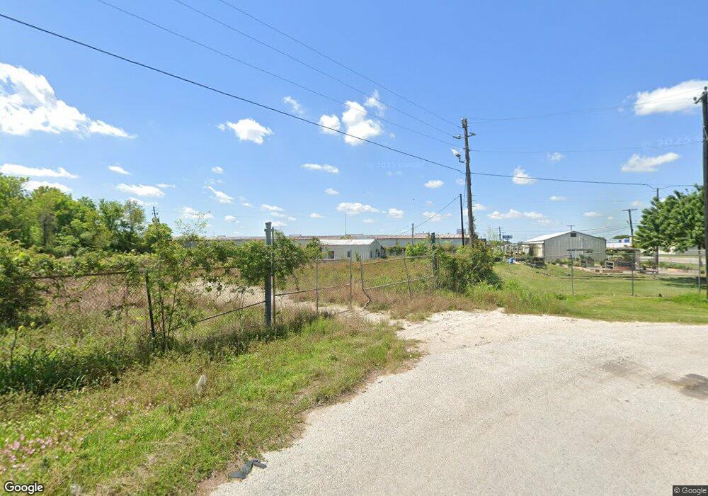 4 County Road 102, Bay City, TX 77414 - photo 1
