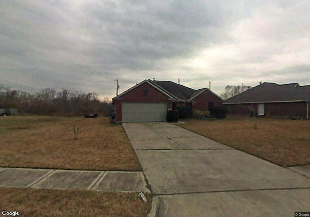 3010 Community Dr, Alvin, TX 77511 - photo 1