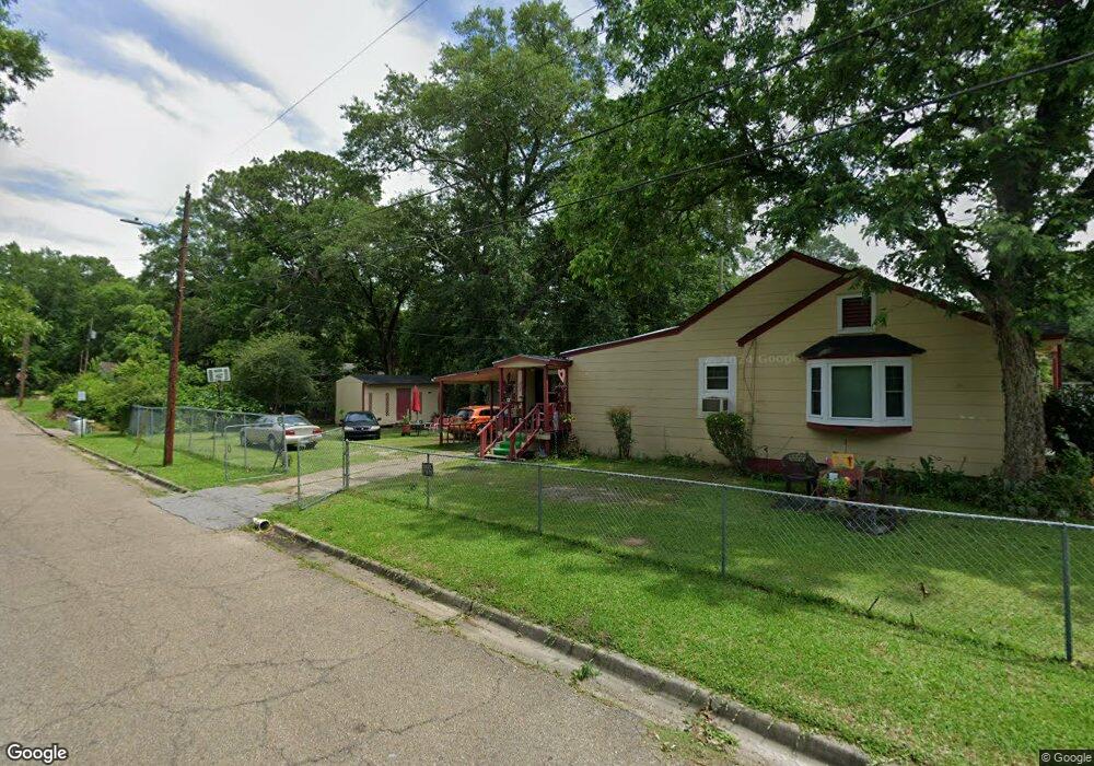 901 S 14th Ave, Laurel, MS 39440 - photo 1