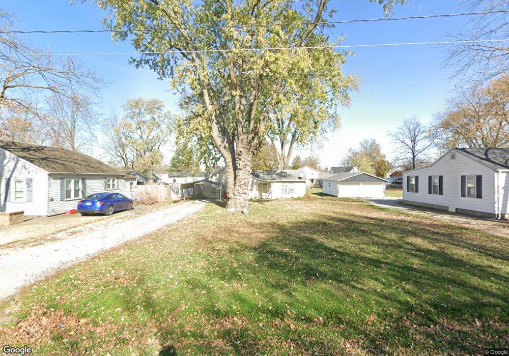 908 W Franklin Ave, Effingham, IL 62401 - photo 1