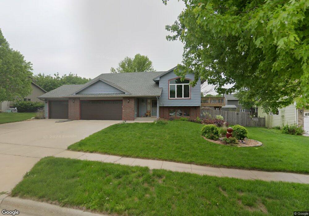 2005 S Hillview Rd, Sioux Falls, SD 57110 - photo 1