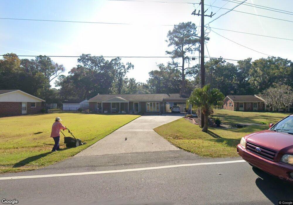 808 Walthour Rd, Savannah, GA 31410 - photo 1