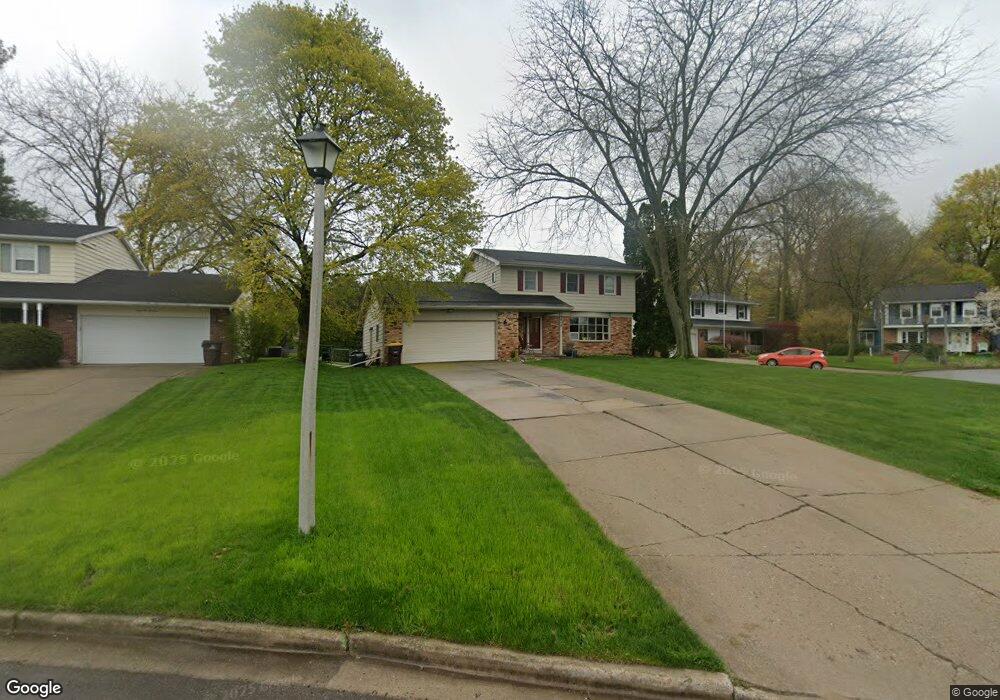 4919 Applewood Dr, Lansing, MI 48917 - photo 1