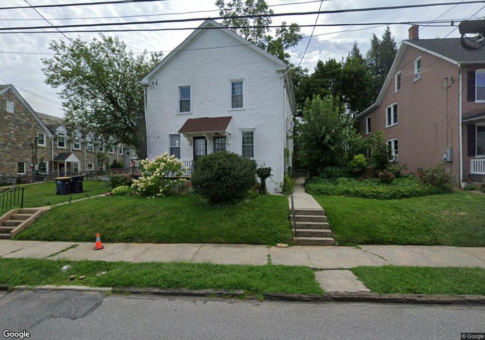 132 W Pennsylvania Ave, Downingtown, PA 19335 - photo 1