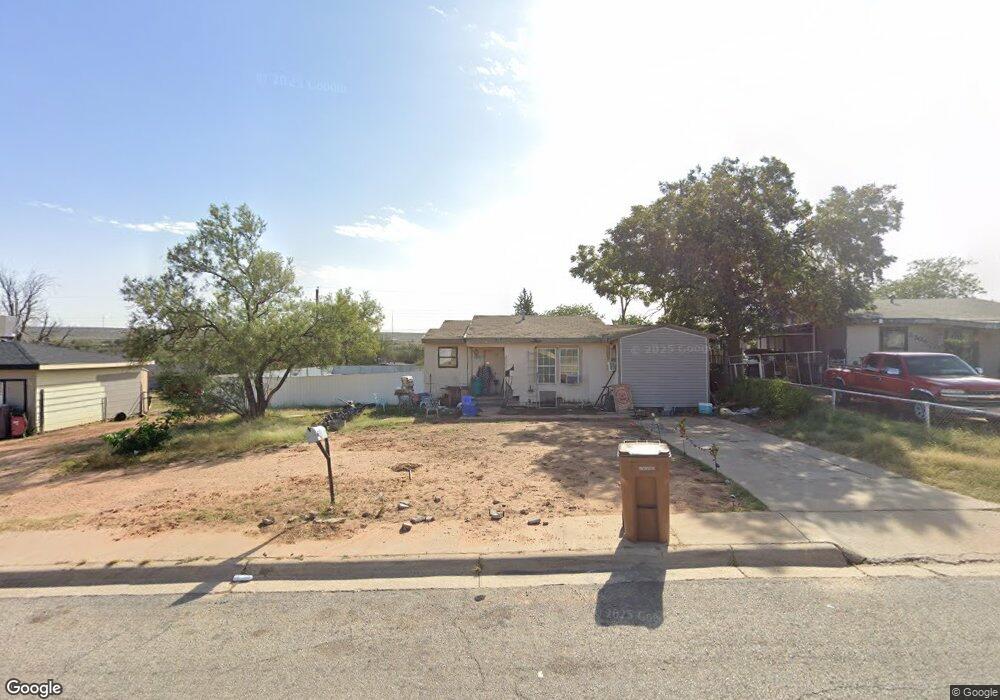 2206 S Monticello St, Big Spring, TX 79720 - photo 1