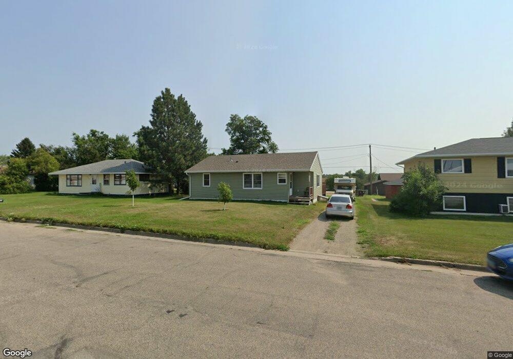 1402 10th St SE, Jamestown, ND 58401 - photo 1