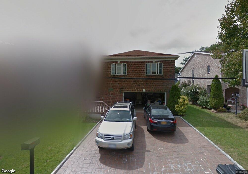 228 150th St, Whitestone, NY 11357 - photo 1