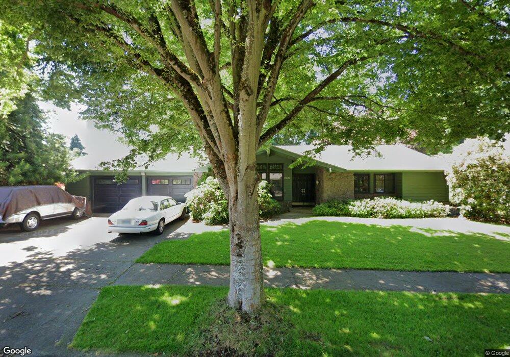 950 St Andrews Dr, Eugene, OR 97401 - photo 1