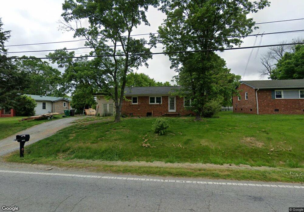 1025 E Fairfield Rd, High Point, NC 27263 - photo 1