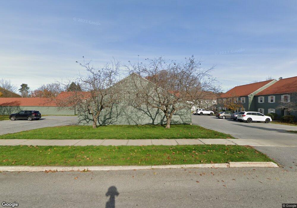 33 Twin Oaks Terrace, South Burlington, VT 05403 - photo 1