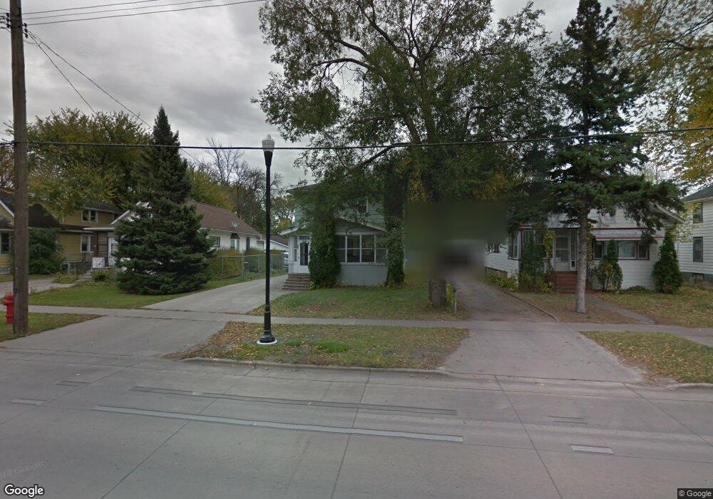 1023 University Dr N, Fargo, ND 58102 - photo 1
