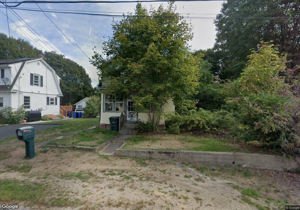 31 Buckingham St, Pawcatuck, CT 06379 - photo 1