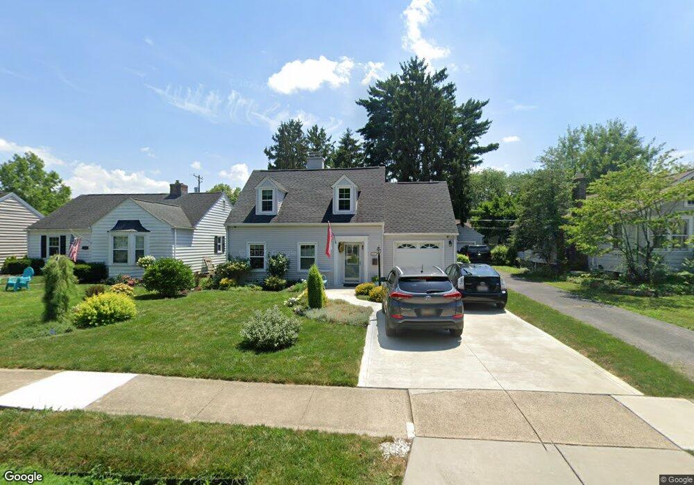 519 Richards Rd, Columbus, OH 43214 - photo 1