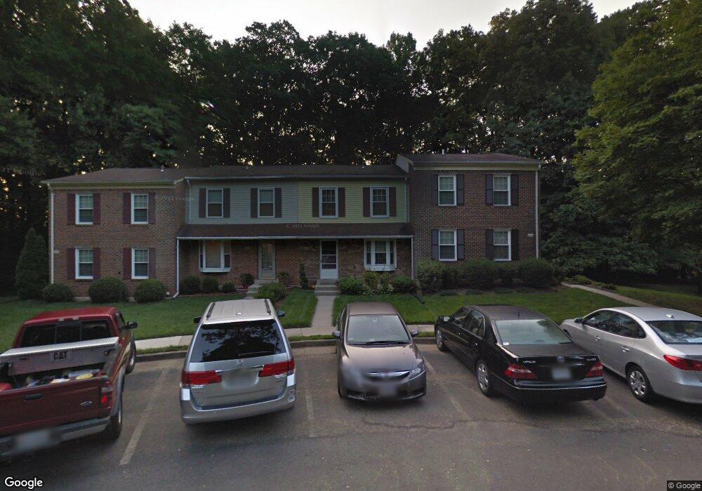 6426 Old Scotts Ct, Springfield, VA 22152 - photo 1