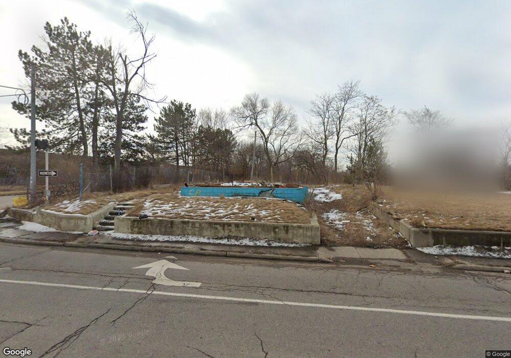 1304 Davison Rd, Flint, MI 48506 - photo 1