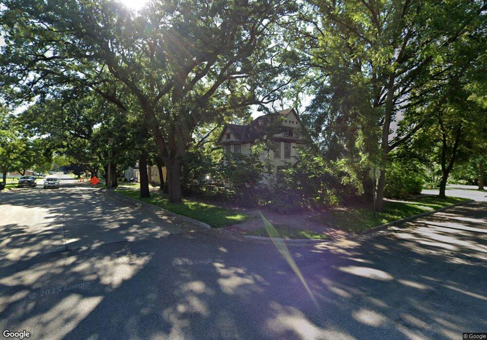 303 2nd St SW, Austin, MN 55912 - photo 1