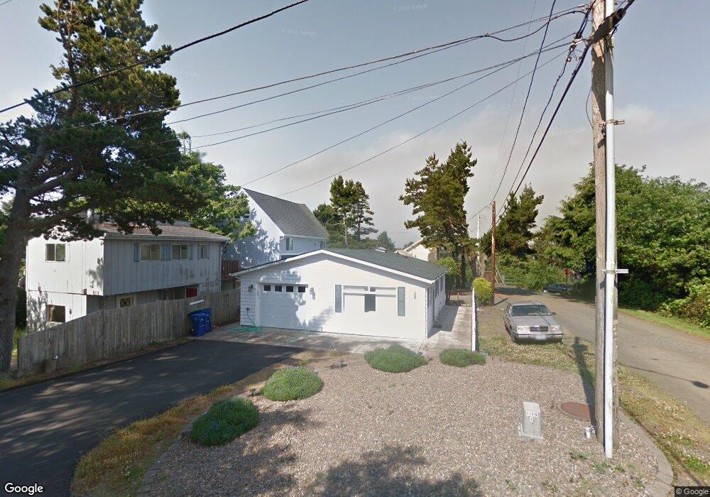 207 SE Neptune Ave, Lincoln City, OR 97367 - photo 1