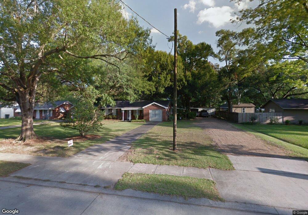 219 W Claude St, Lake Charles, LA 70605 - photo 1