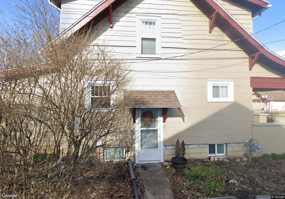 411 Locust St, Findlay, OH 45840 - photo 1