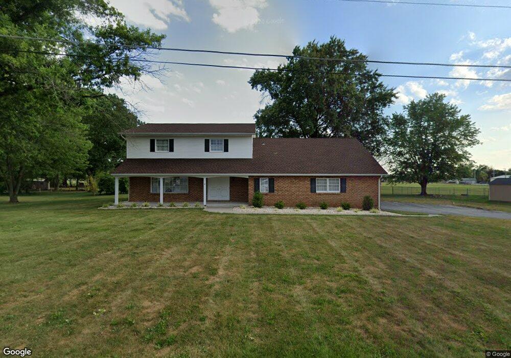 4 Circle Dr unit 5, Gettysburg, PA 17325 - photo 1