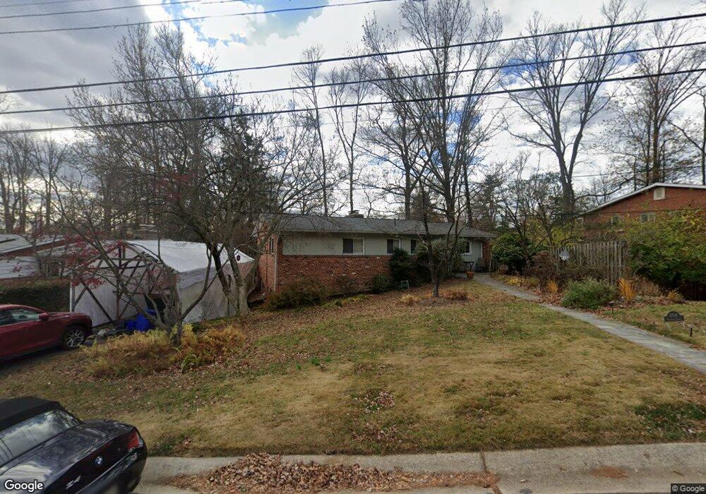 8709 Susanna Ln, Chevy Chase, MD 20815 - photo 1