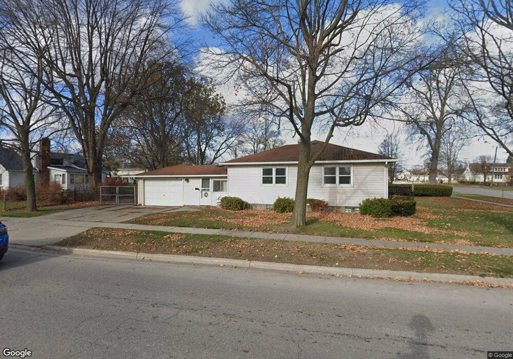 2601 10th Ave, Port Huron, MI 48060 - photo 1