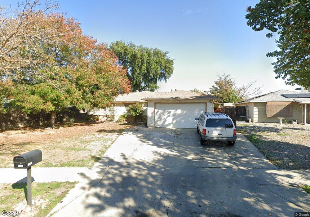 3892 N Stanford Ave, Fresno, CA 93727 - photo 1